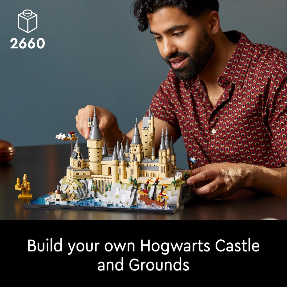 Building Set 2,660 Pieces H27722