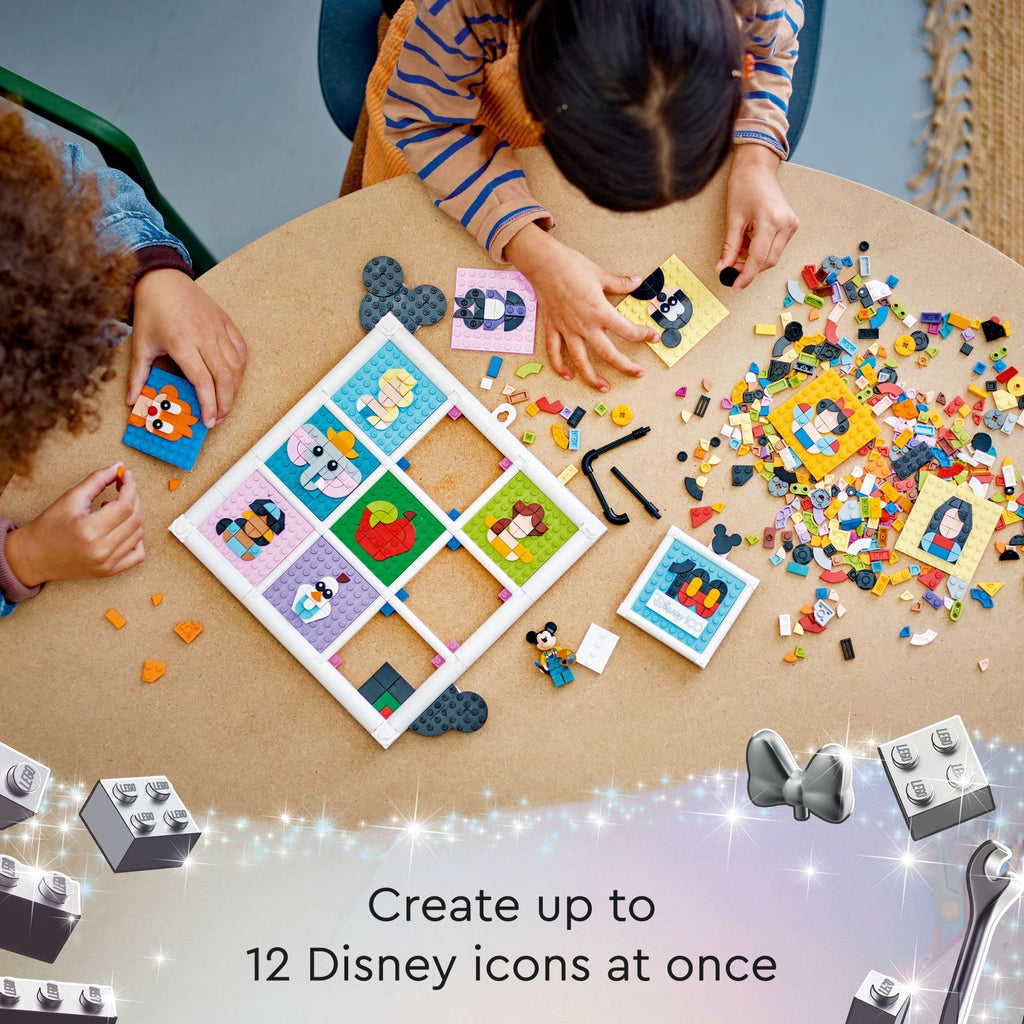 Buildable Disney Toy with Mickey Mouse Minifigure H571210